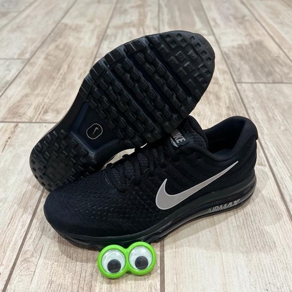 🔥NEW Nike Air Max 2017 Running Triple Black Reflective White Shoes Men’s - Picture 8 of 8